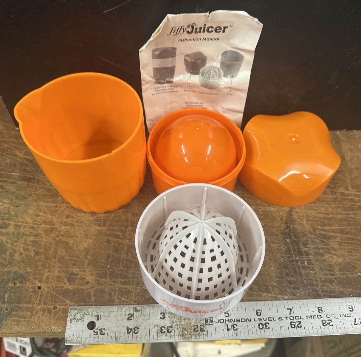 Jiffy Juicer By: TM Quick & Easy way to Juice