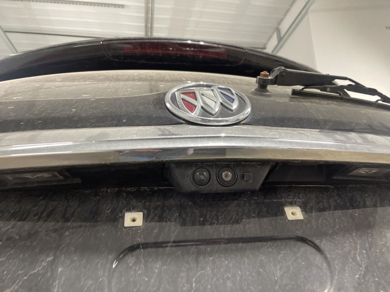 ENCLAVE 2018 Air Shutter 964498
