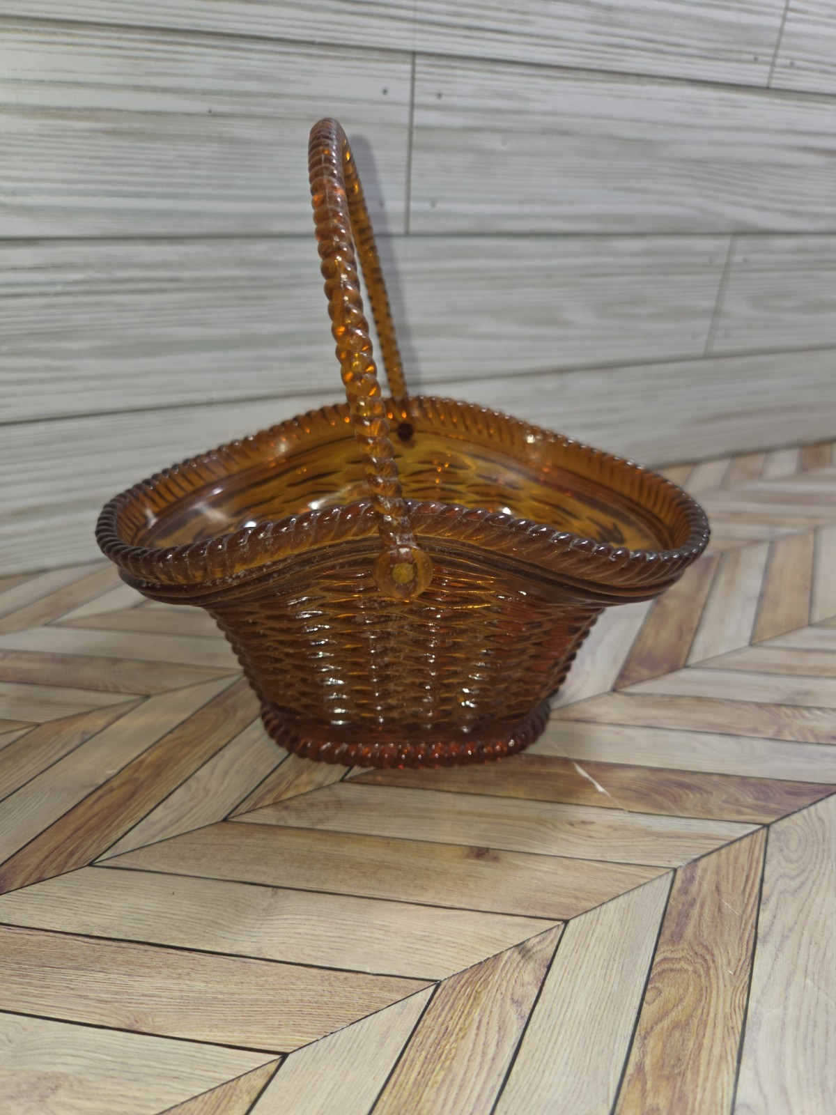Amber acrylic Molded Lucite basket twisted handle wicker look Capafare