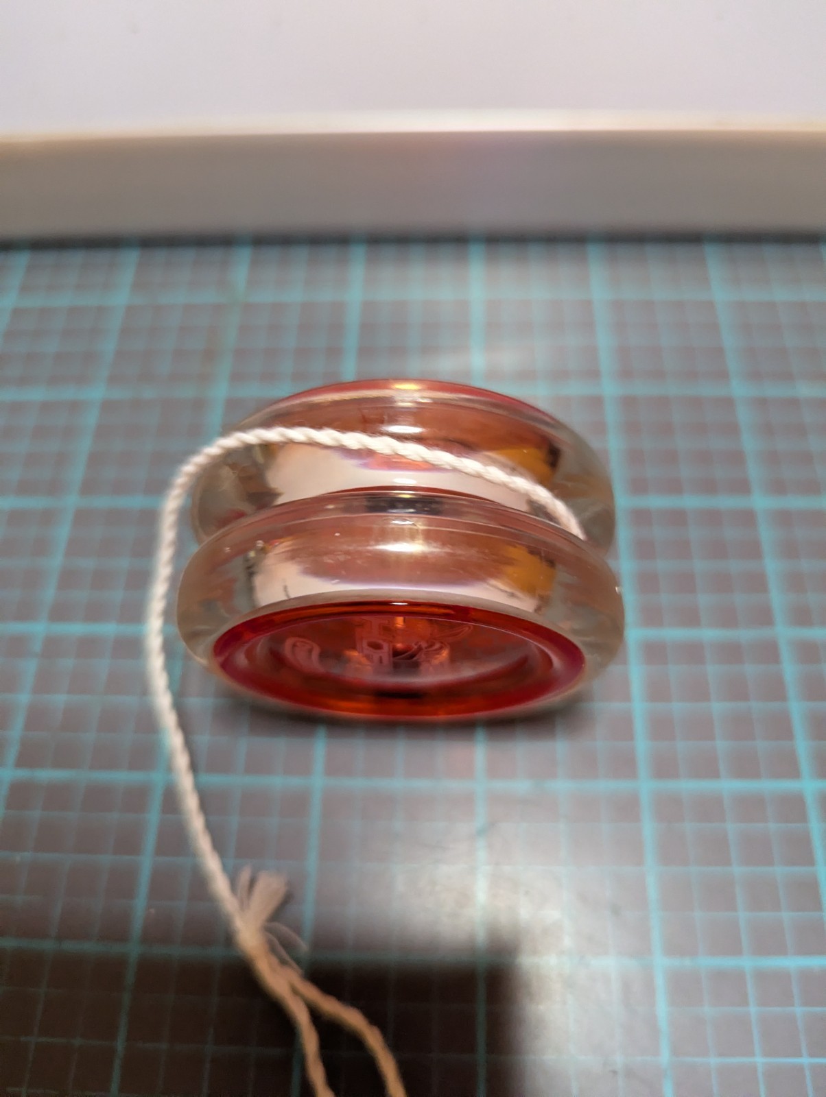 DUNCAN Intermediate Hornet Looping YoYo Yo Yo-Yo Yoyo Red / Clear Responsive