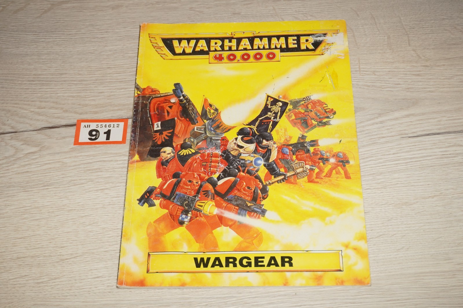 Warhammer 40k Wargear Reference Manual Book