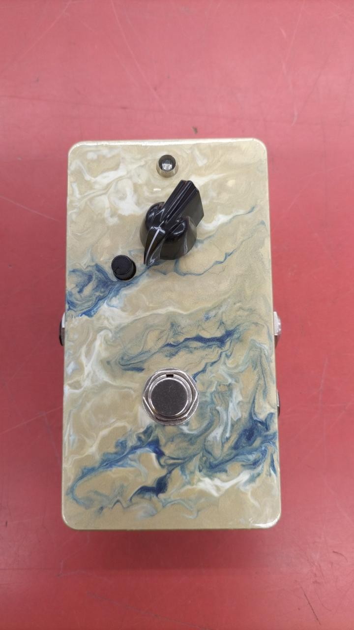 Leqtique ProVoost Clean Booster Buffer Guitar Effects Pedal Used Custom Box