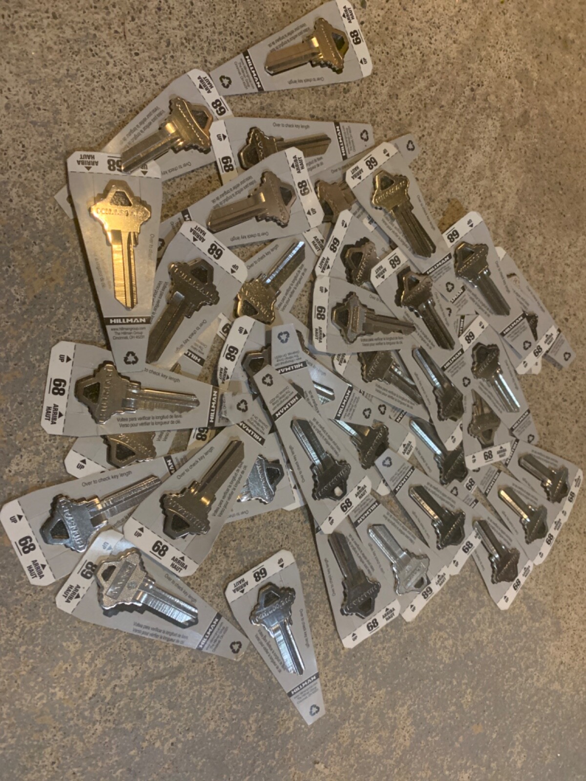 Lot of 40 Axxess 68 Key Blanks