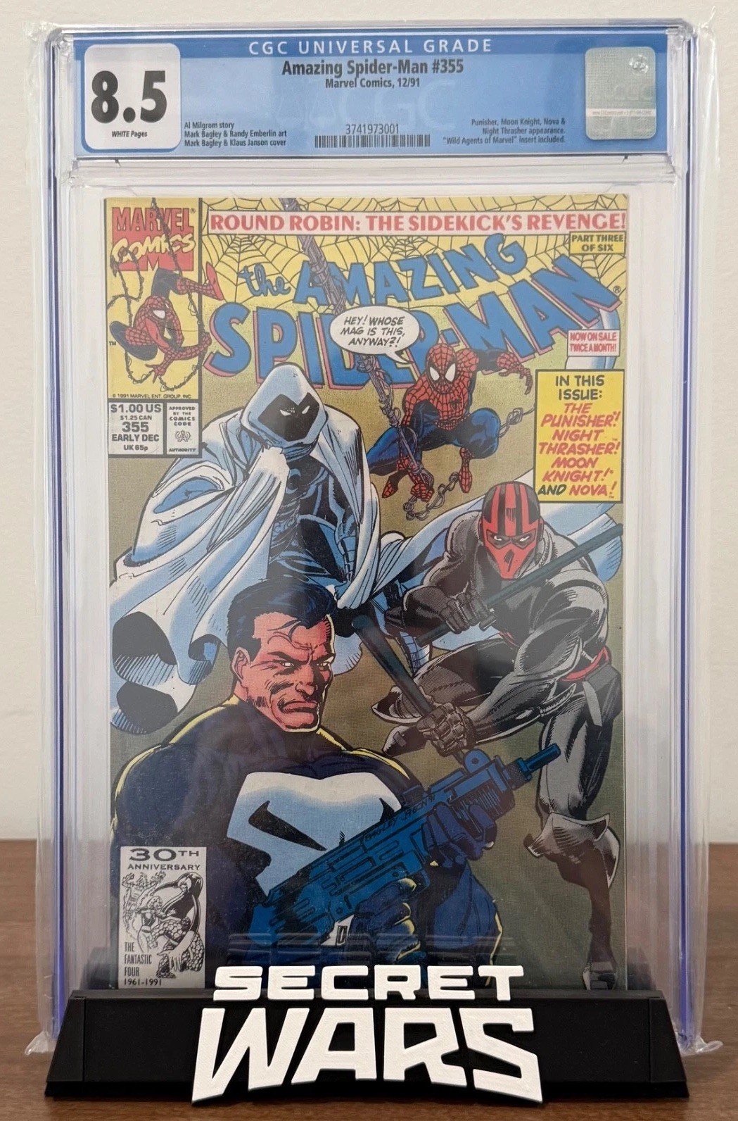 Secret Wars Marvel Comic Book Display Stand Graded CBCS, CGC, Non-Graded Comics