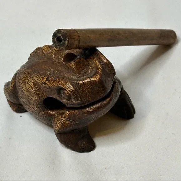 Peruvian Brown Wooden Frog Guiro Percussion Instrument EUC
