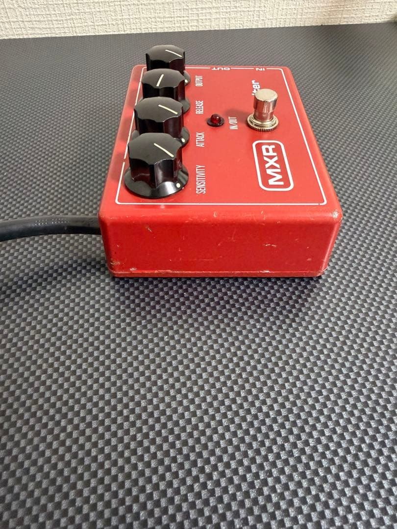 MXR Limiter 143 Effect Pedal Compressor with Power Supply