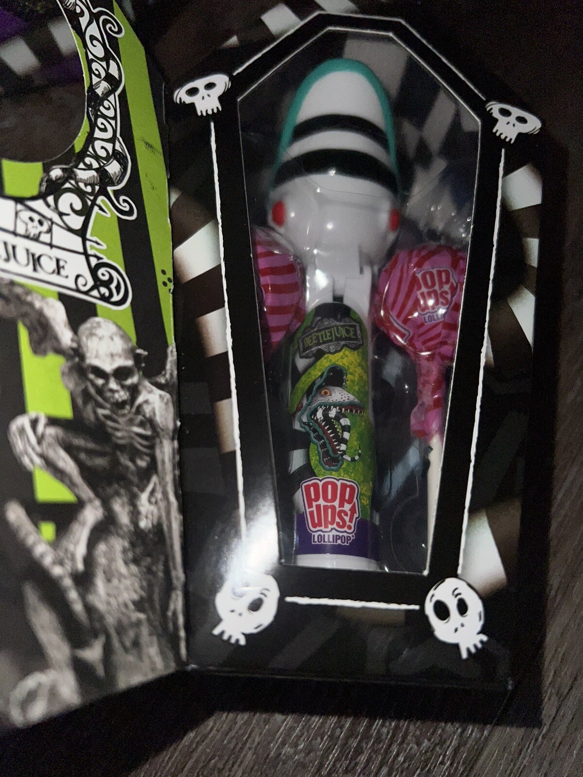 Beetlejuice ~ Sandworm Pop Ups Lollipops Sucker 2-Boxes .7 oz. ~ Expires 06/2026