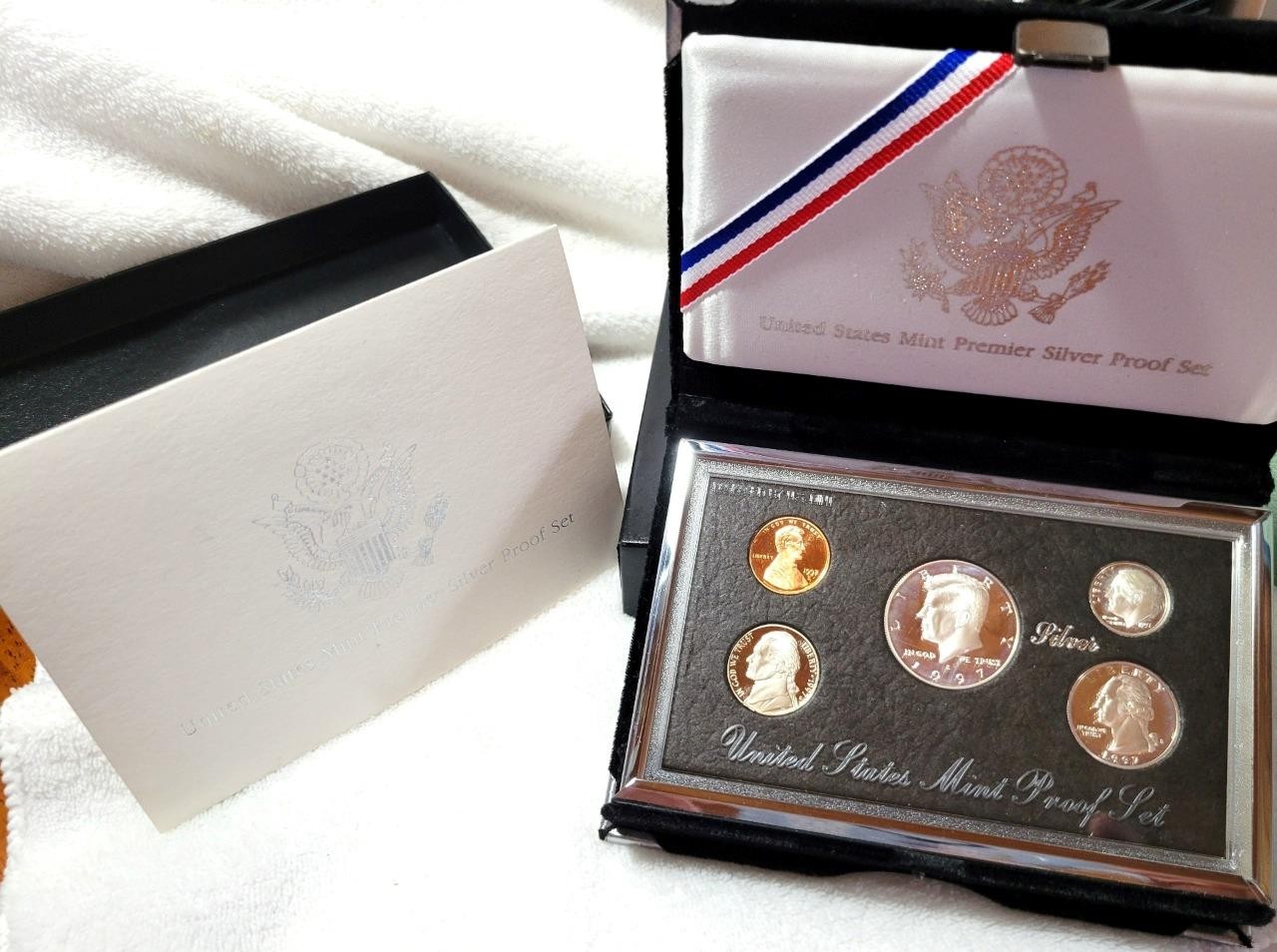 1997 US MINT PREMIER SILVER PROOF SET, GOP & COA