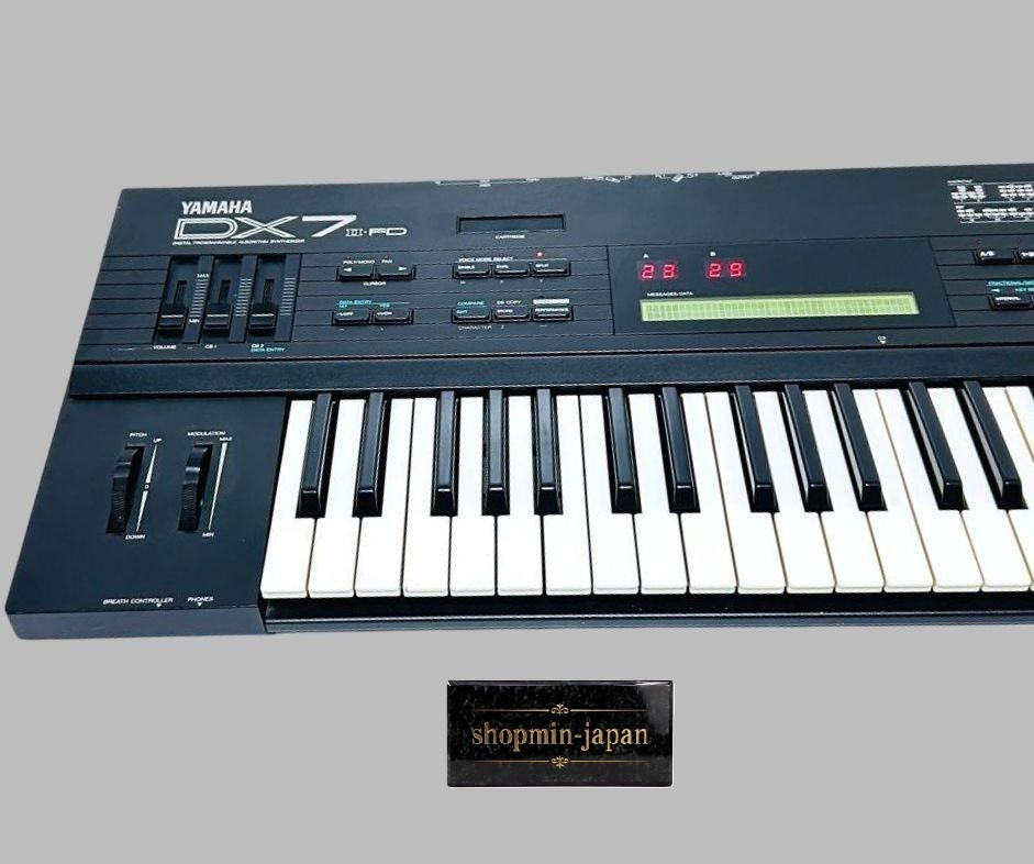 Yamaha DX7 II-FD 61-Key FM Synthesizer Vintage Excellent Condition from Japan