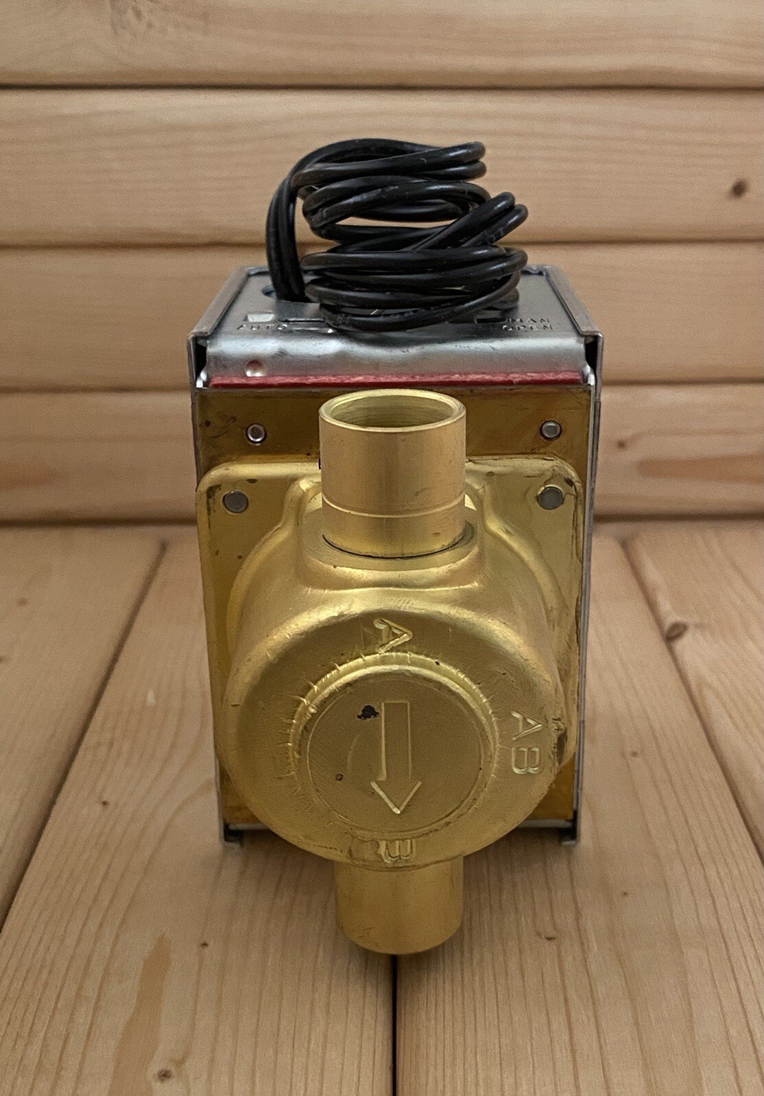 HONEYWELL MOTORIZED VALVE, V8043A1011