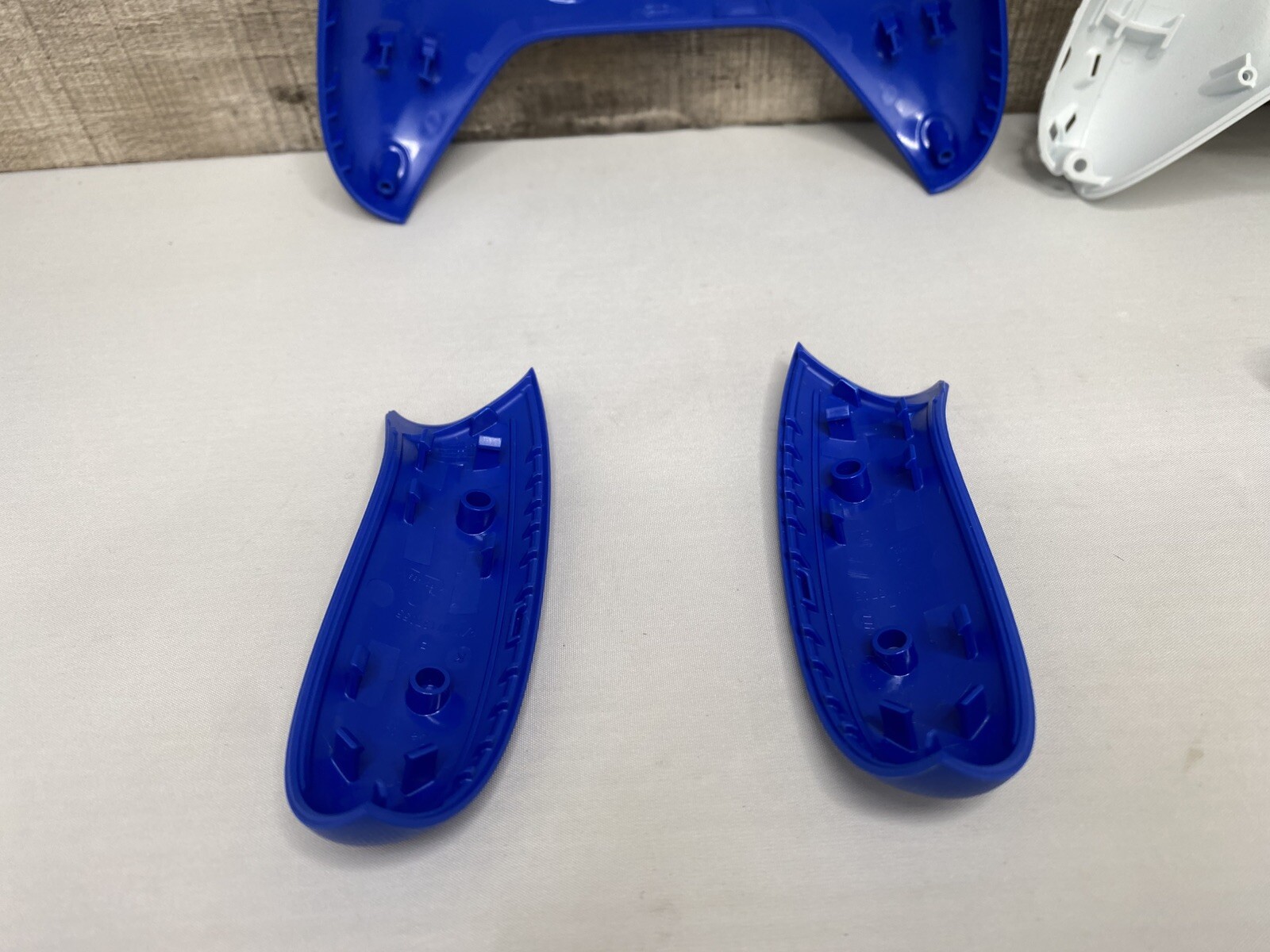 OEM Replacement Xbox Controller Shell 1914 Shock Blue Genuine