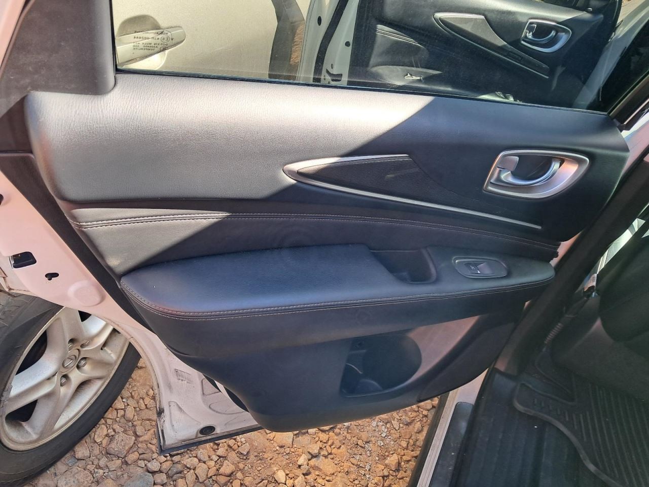 QX60 2018 Glove Box 4825680
