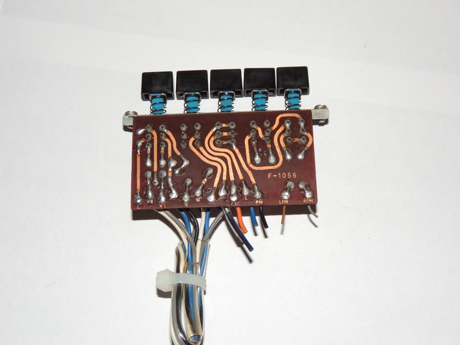 Sansui 5000 A Selector 5 Push Switch Assy & Knobs F1056 & 110504
