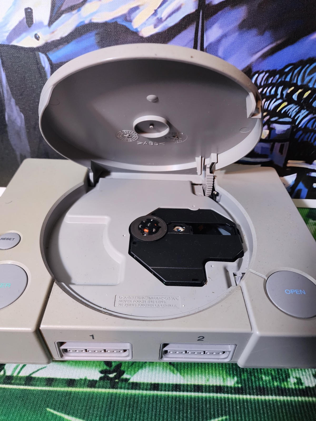 SONY PLAYSTATION PS1 CONSOLE WITH CORDS & CONTROLLER