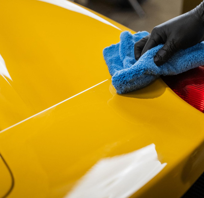 Showroom Shine Spray Car Wax – Best Car Wax Spray for Professional Finish