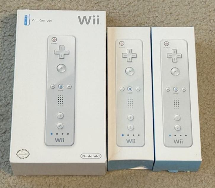 Nintendo Wii Lot of (3) EMPTY Replacement Boxes for Nintnedo Wiimote Controllers