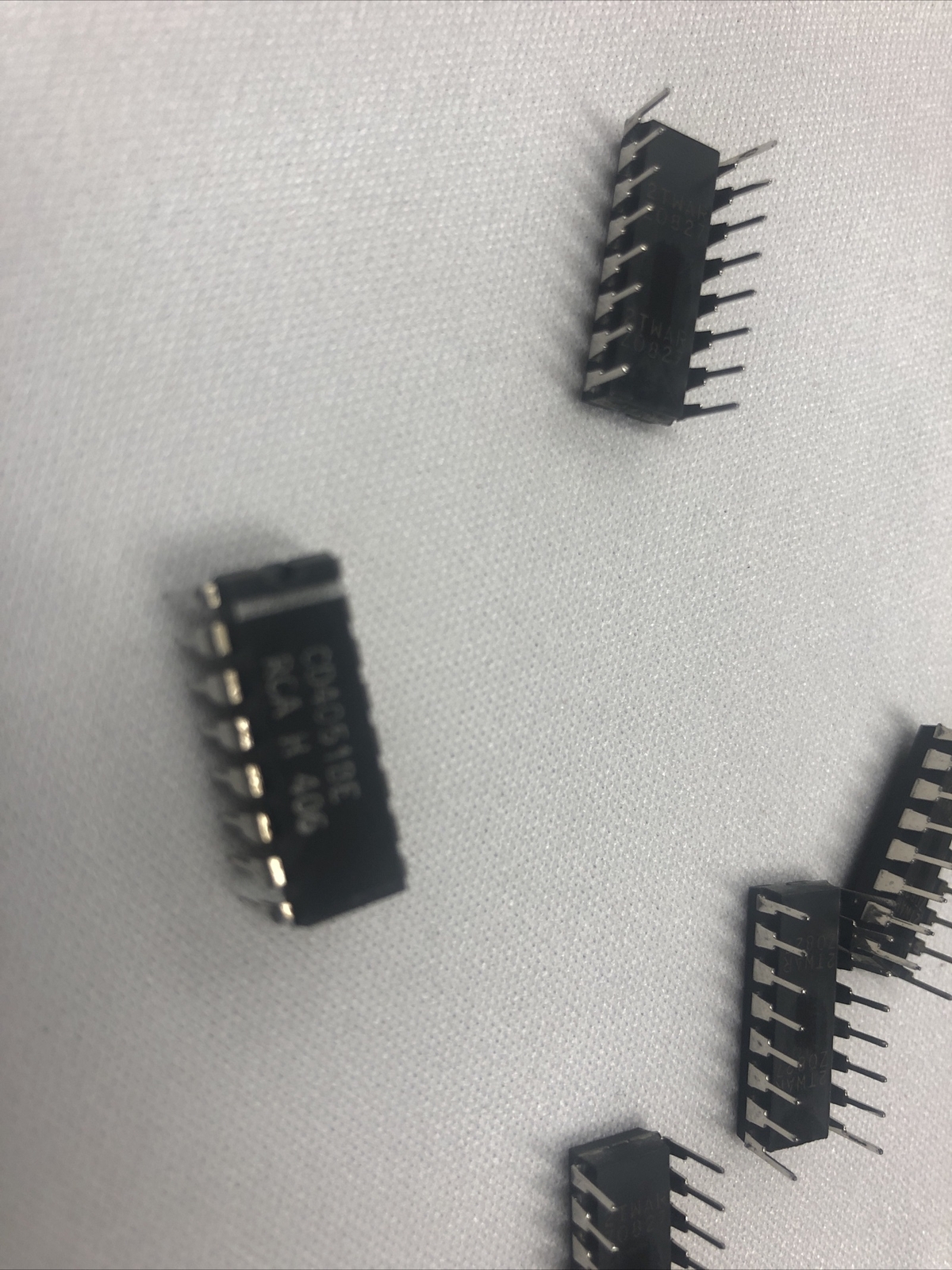 CD4042BCN , ID-D-7-6-2-6, Tegal? Chips Components