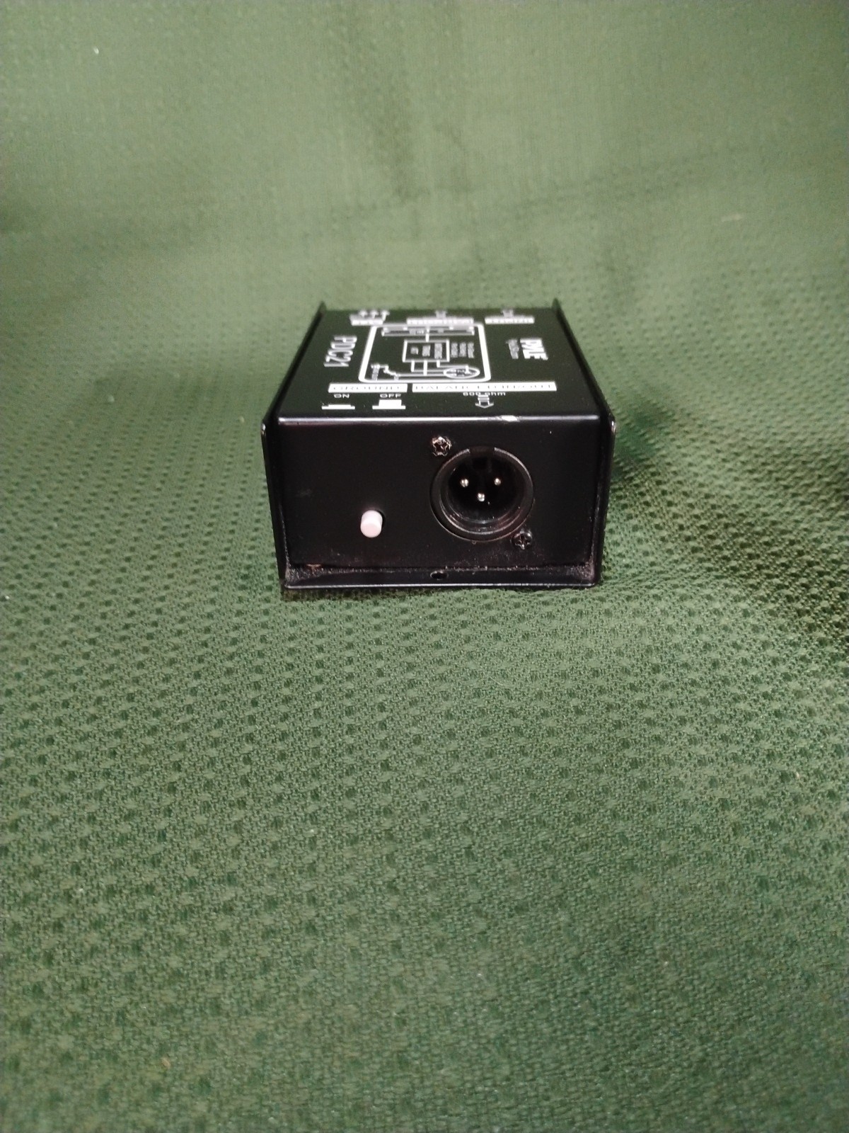 Pyle PDC21 Passive Analog Tabletop DI Box Balanced In/Out