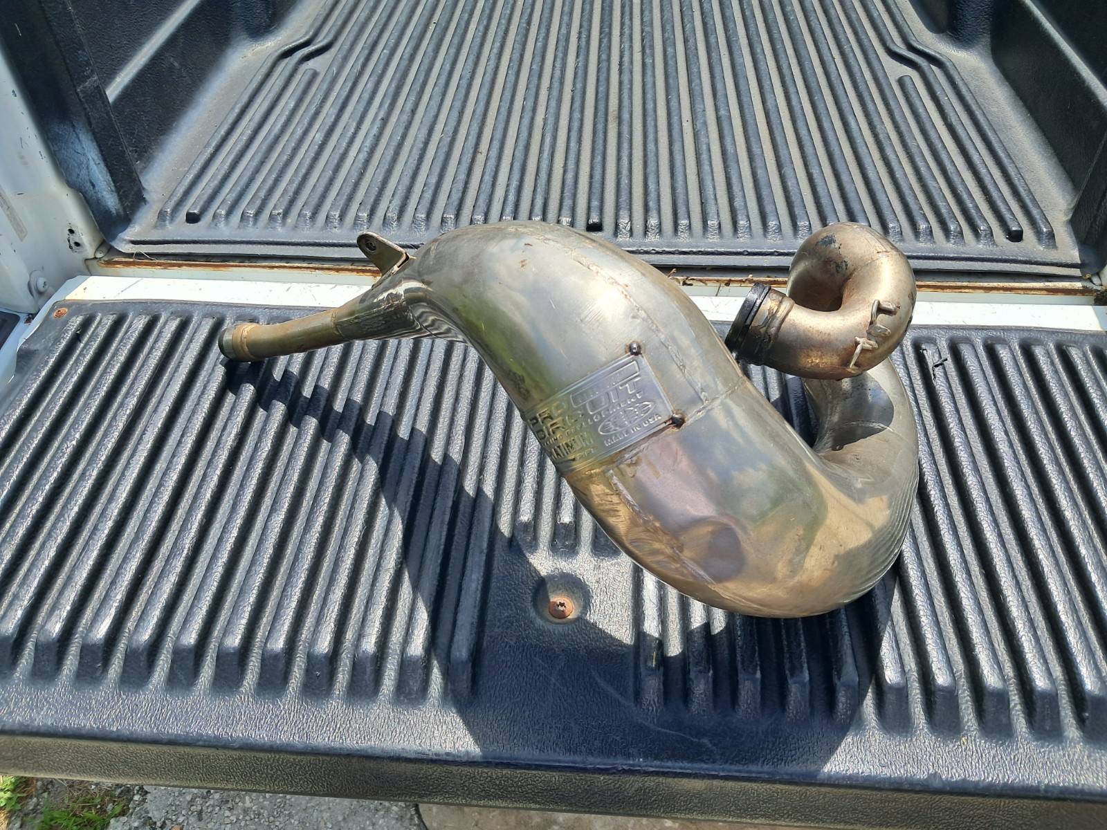 1998 YZ250 Pro Circut  Racing Development Platinum Pipe For Repair - Cracked