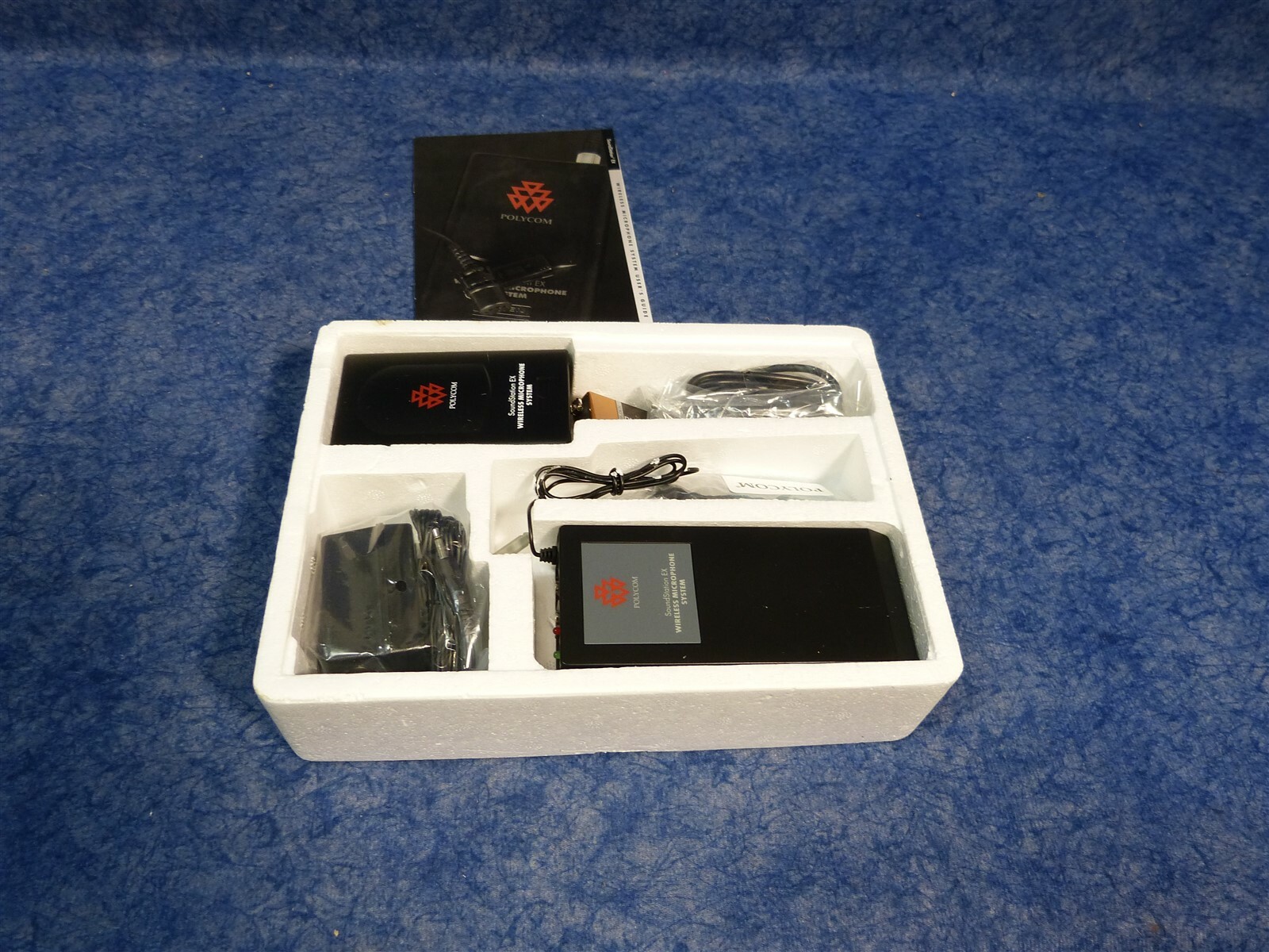 Polycom 2200-00699-002 Wireless Microphones Wireless Microphone System (G114)