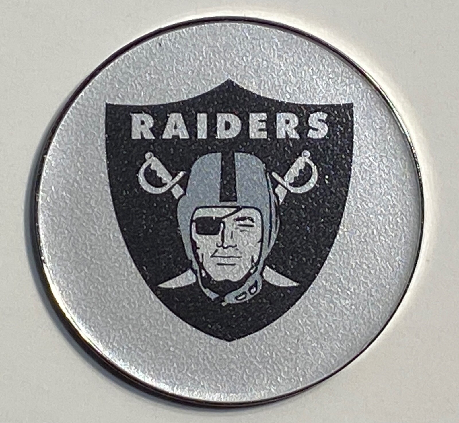 Las Vegas Raiders - NFL - NEW Pro size 32mm Slim - Golf Ball Marker
