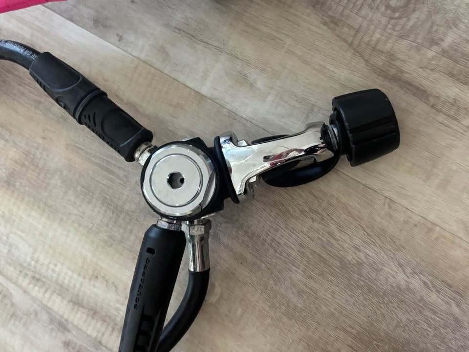 Aqualung Core ACD - Yoke regulator