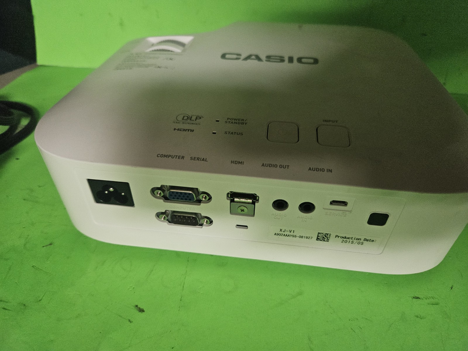 CASIO Projector XJ-V1 dlp hdmi 4941 hours