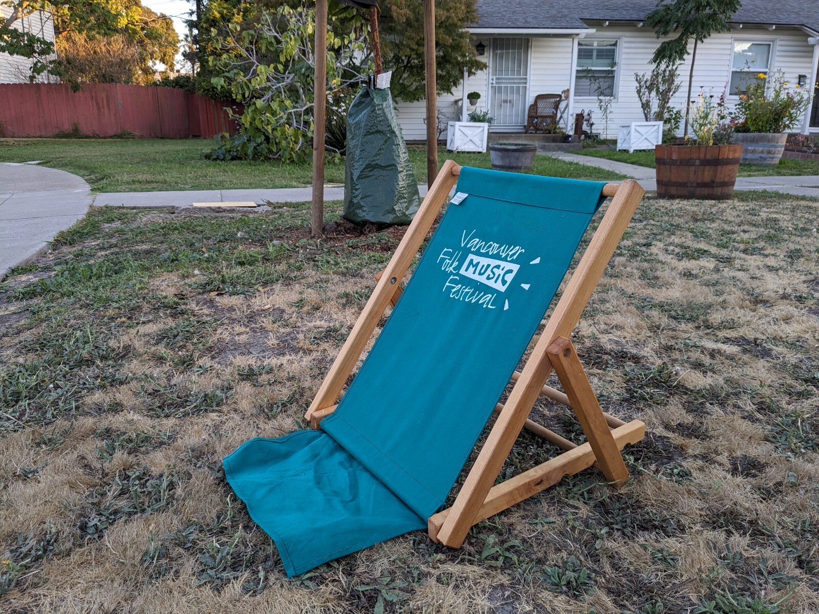 Beach/Lawn sun lounger wood Frame, Vancouver Folk Music Festival Souvenir