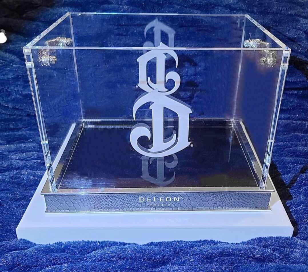 Deleon Tequila Bottle Service Display Ice Box Bar Promo Acrylic Case (UNUSED)