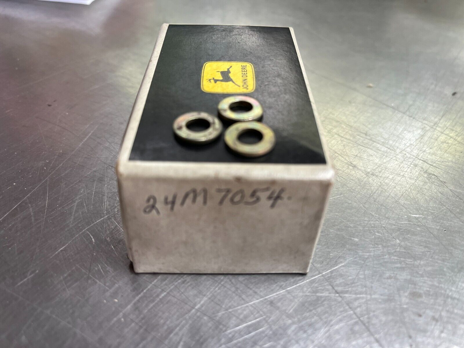 OEM John Deere 24M7054 Washer QTY 2