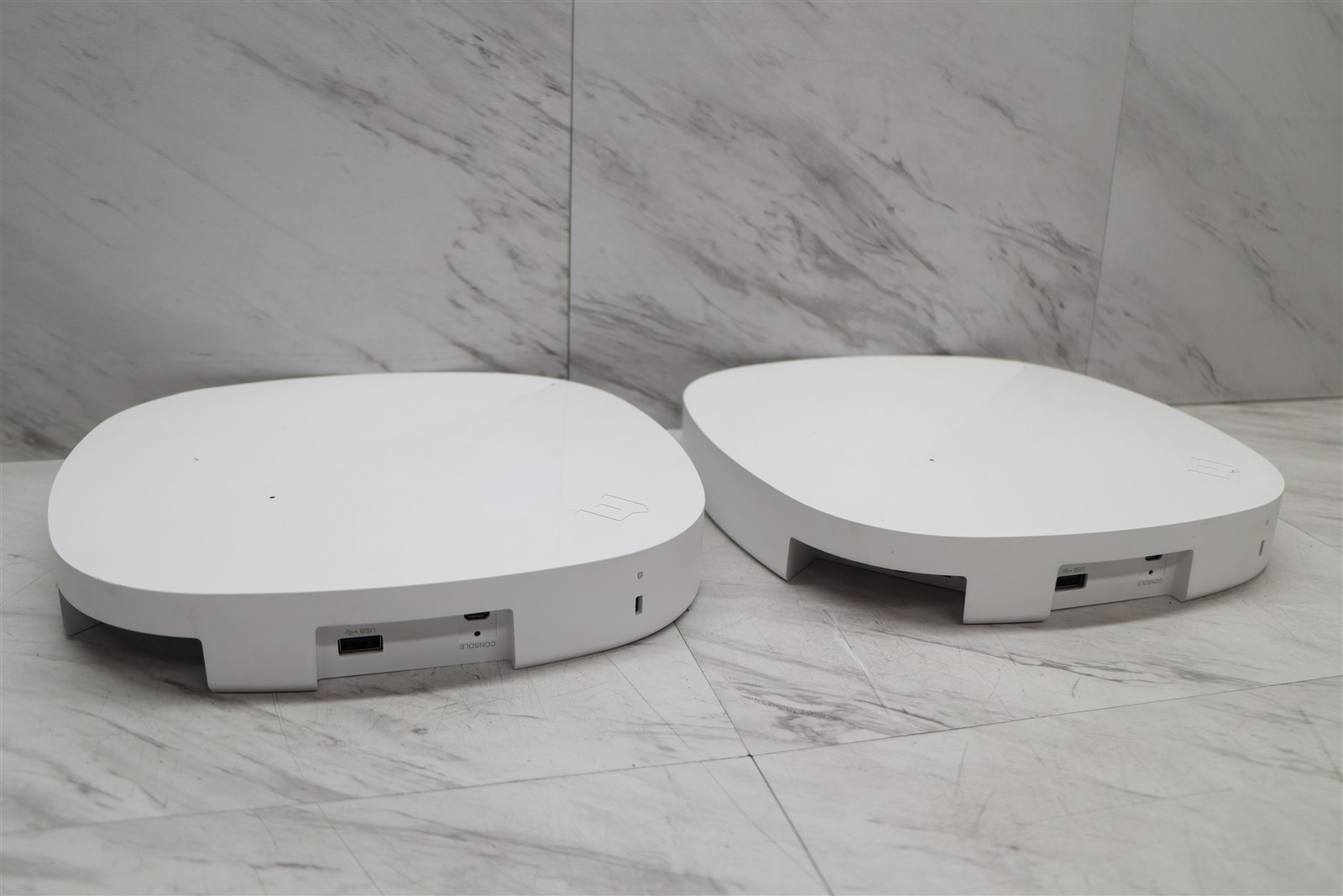 2 LOT - Extreme Networks AP5010-WW 6E Wireless Access Point - Works w/ Zigbee