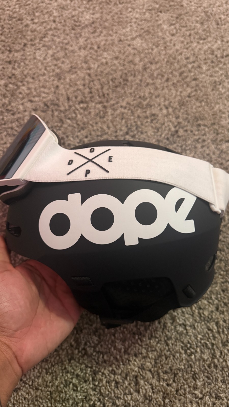 DOPE Macon 2.0 Ski/Snowboard Helmet Medium/Black + Sight Ski Goggles White