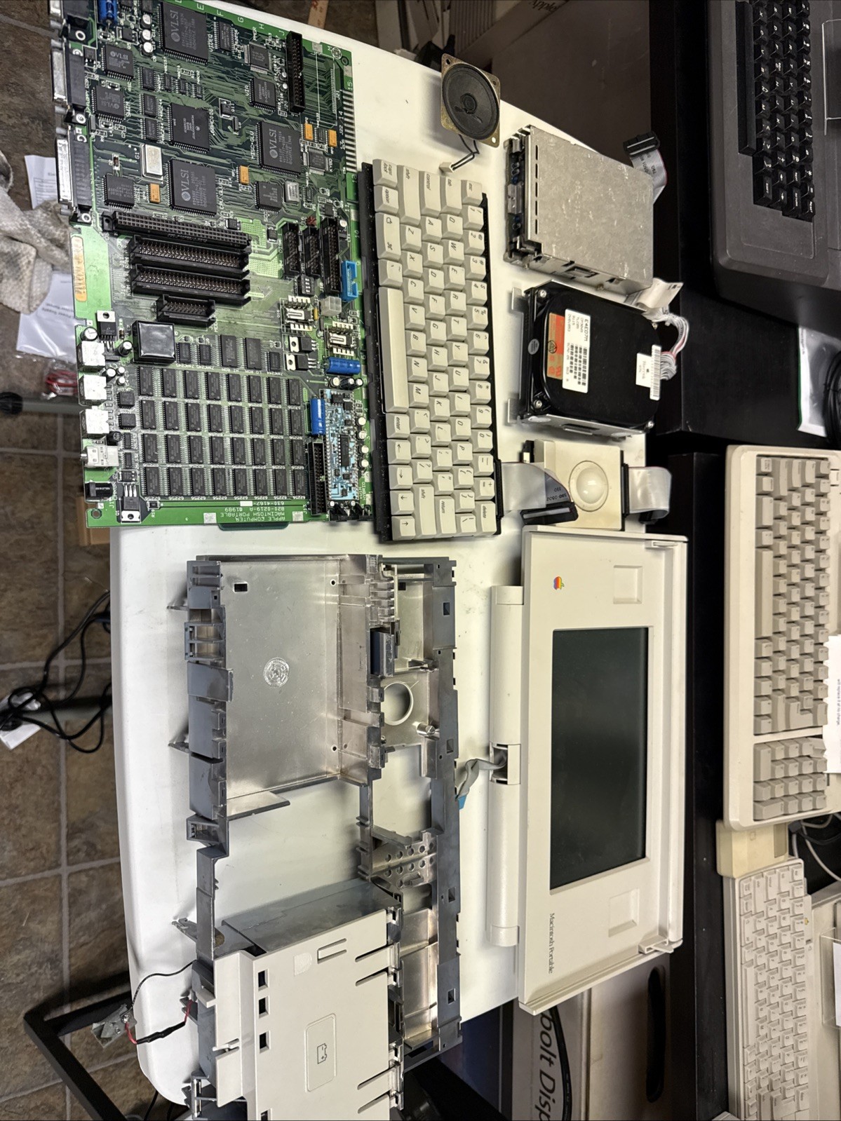 Vintage 1989 Apple Macintosh Portable M5120 Laptop w/ Case & Charger for PARTS