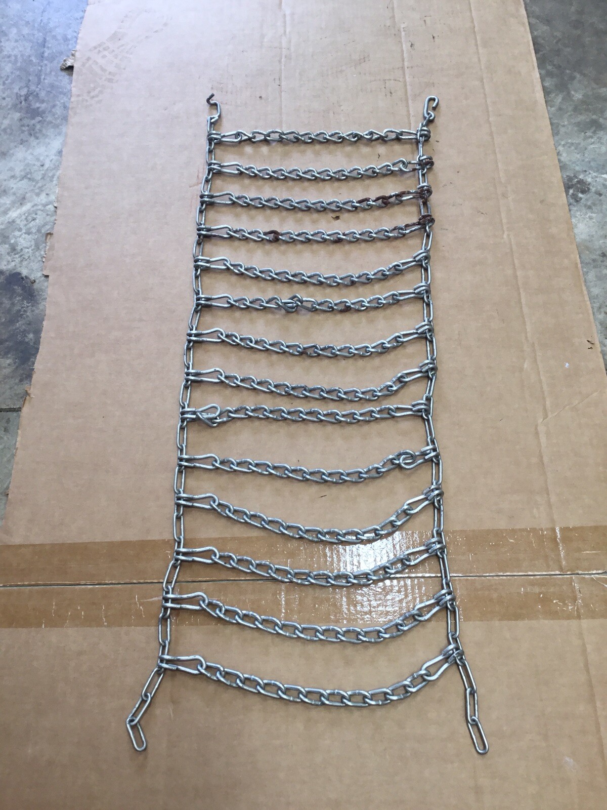 Rear Tire Chain  14" Wide x 35" Length - Single Tire Chain