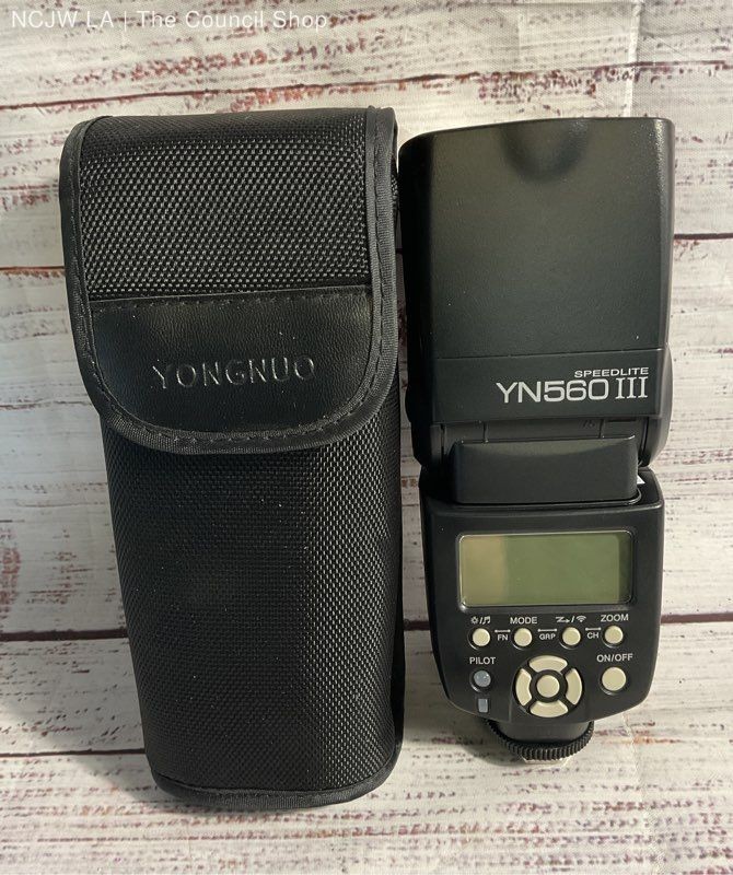 YONGNUO Speedlite YN-560-III Shoe Mount Flash