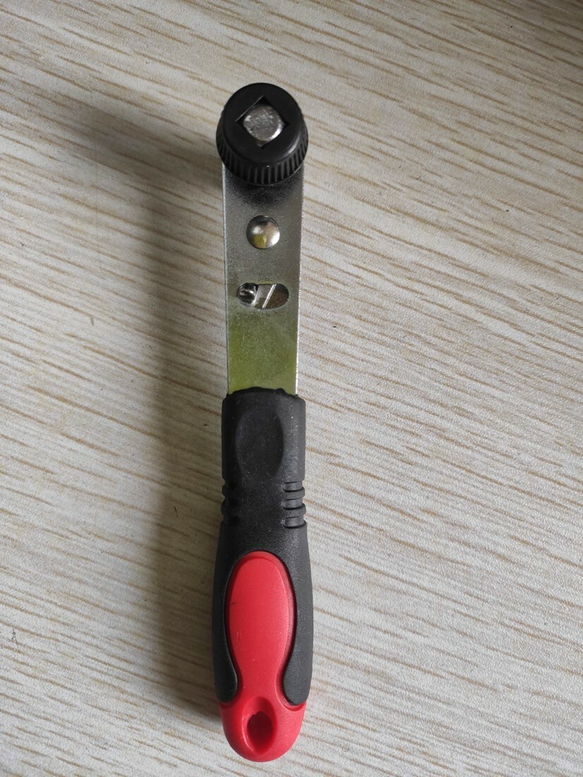23 pieces essential tools