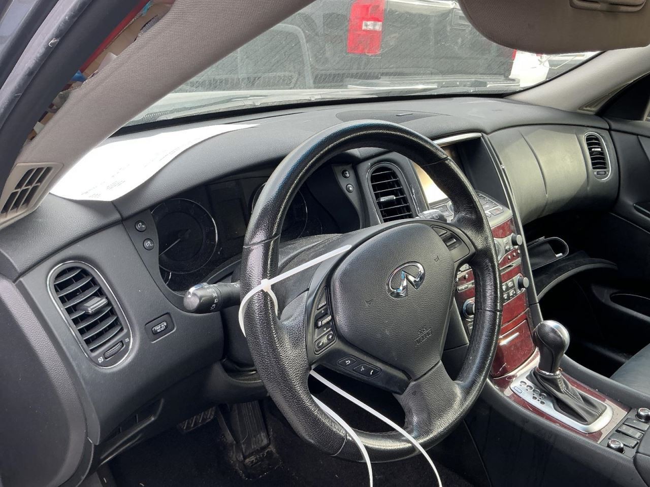 QX50 2017 Glove Box 4916089