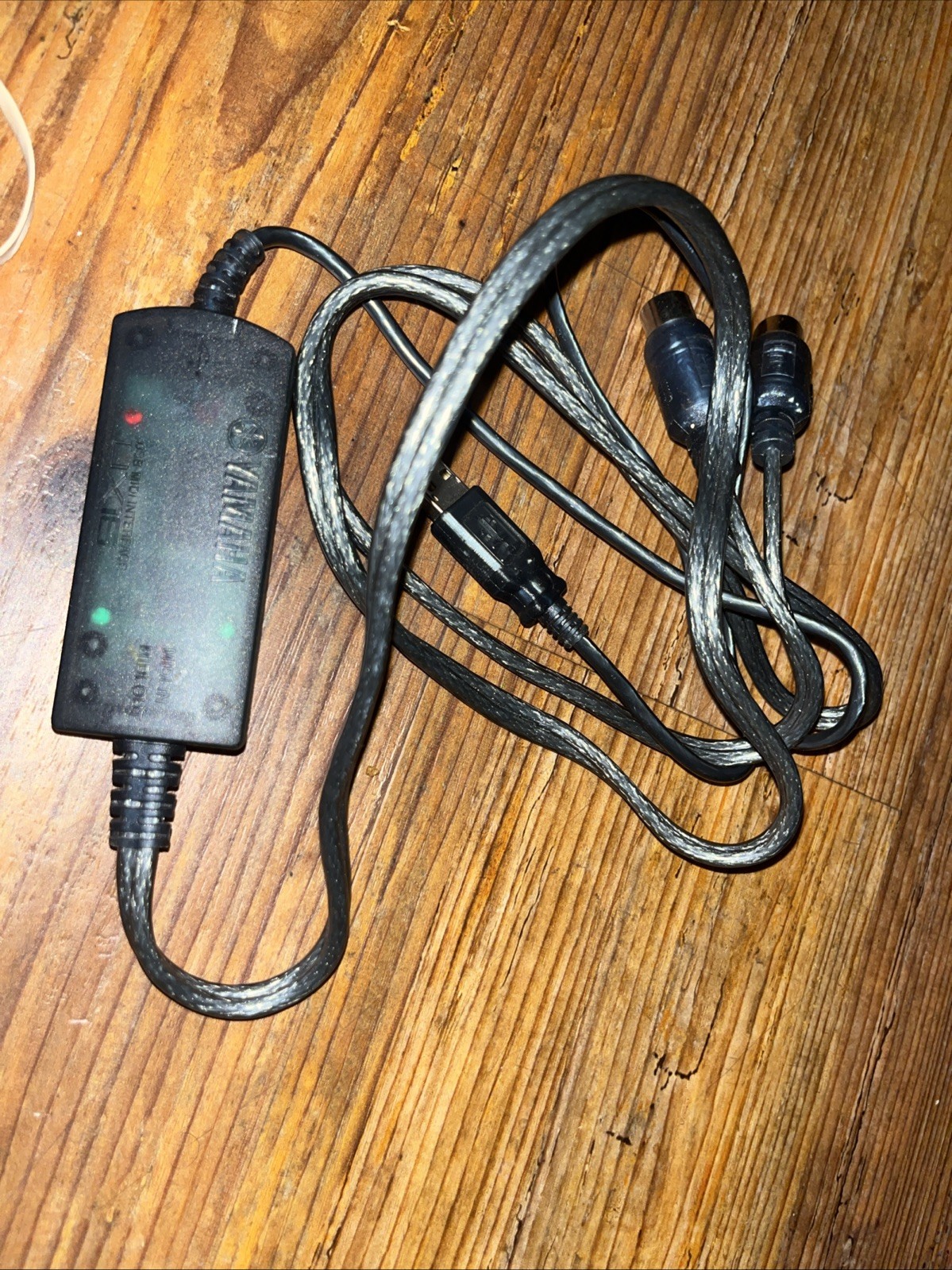 Yamaha UX16 USB MIDI Interface for Windows PC and Mac
