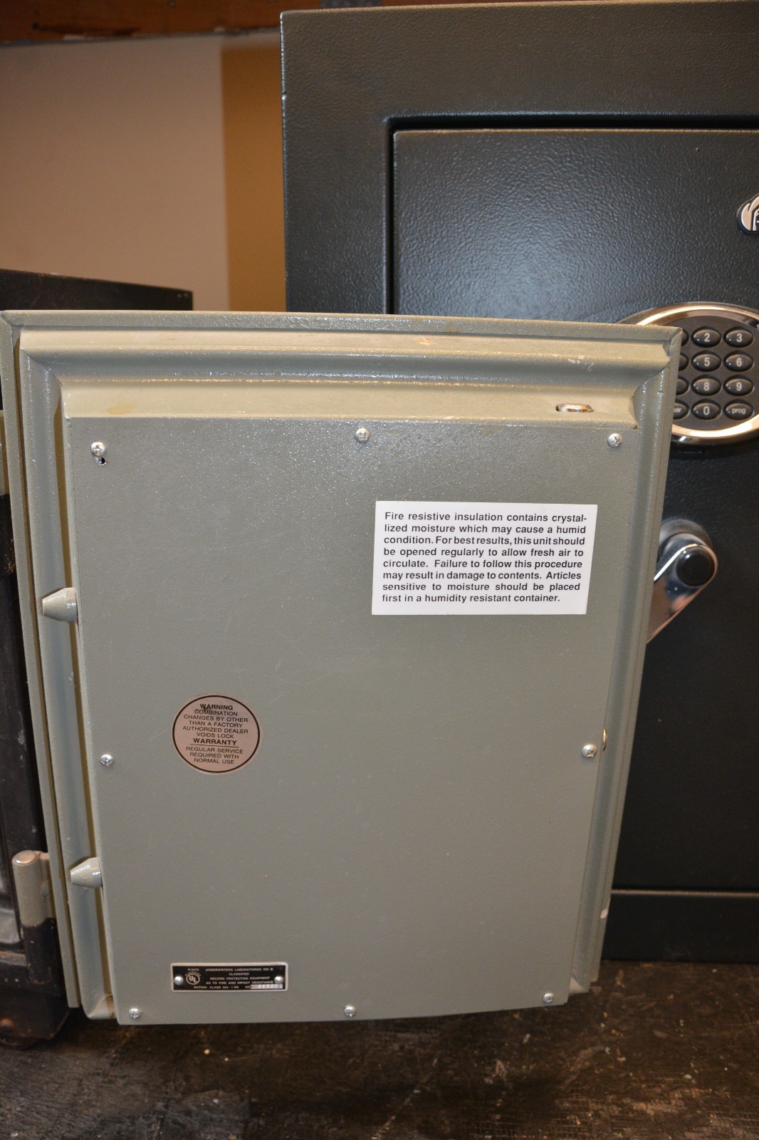 AMSEC Compact Fire Resistant Safe Mechanical Combination Used Pickup