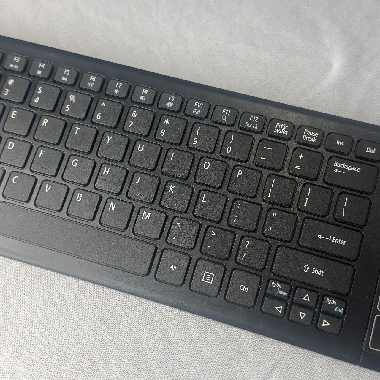 Gigaware Wireless Keyboard Ultra Compact Dongle Full Size Slim Black Numeric Pad