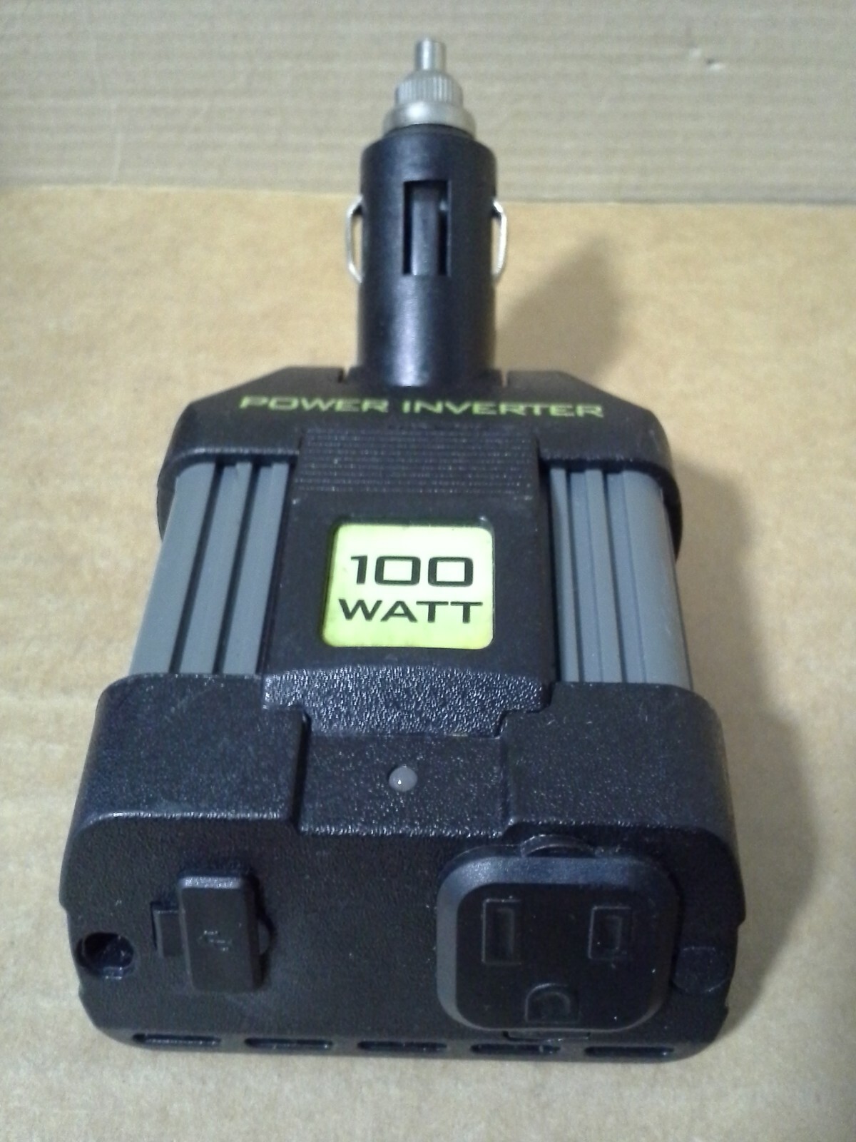 100 Watt Power Inverter 12V Cigarette Lighter. 115VAC & USB Port. Working. VGC