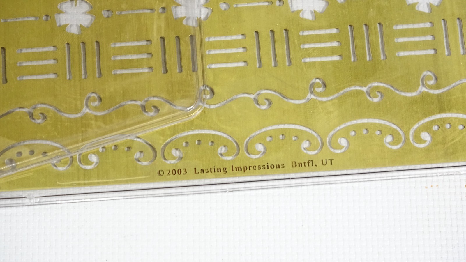 Borders & Edges - Lasting Impressions Embossing Stencil Template M7 - 2003