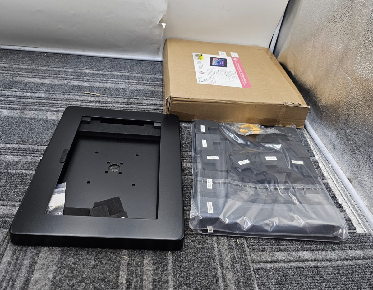 CTA PAD-PARAW Digital Premium Anti-Theft iPad Locking Black Wall Mount Assembly