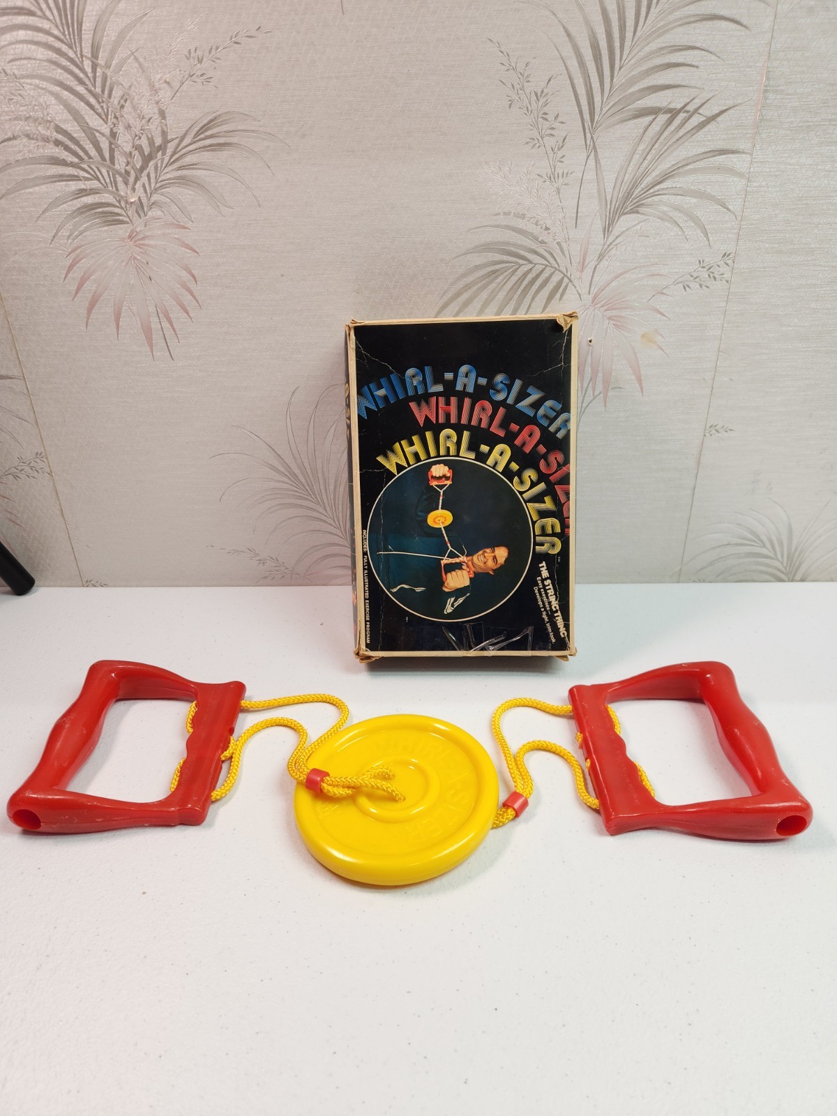 Whirl-a-Sizer Vintage Exercise X 2000 String Thing Complete Toner