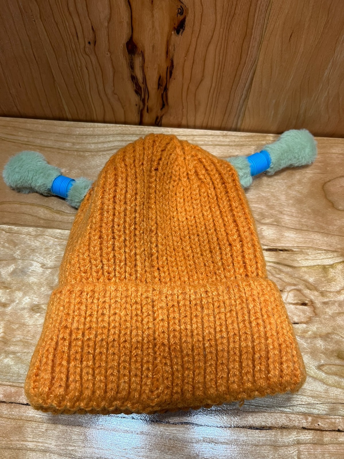 Gogo Laolao Orange Knit Beanie Hat Unisex Winter Cuffed Cap One Size