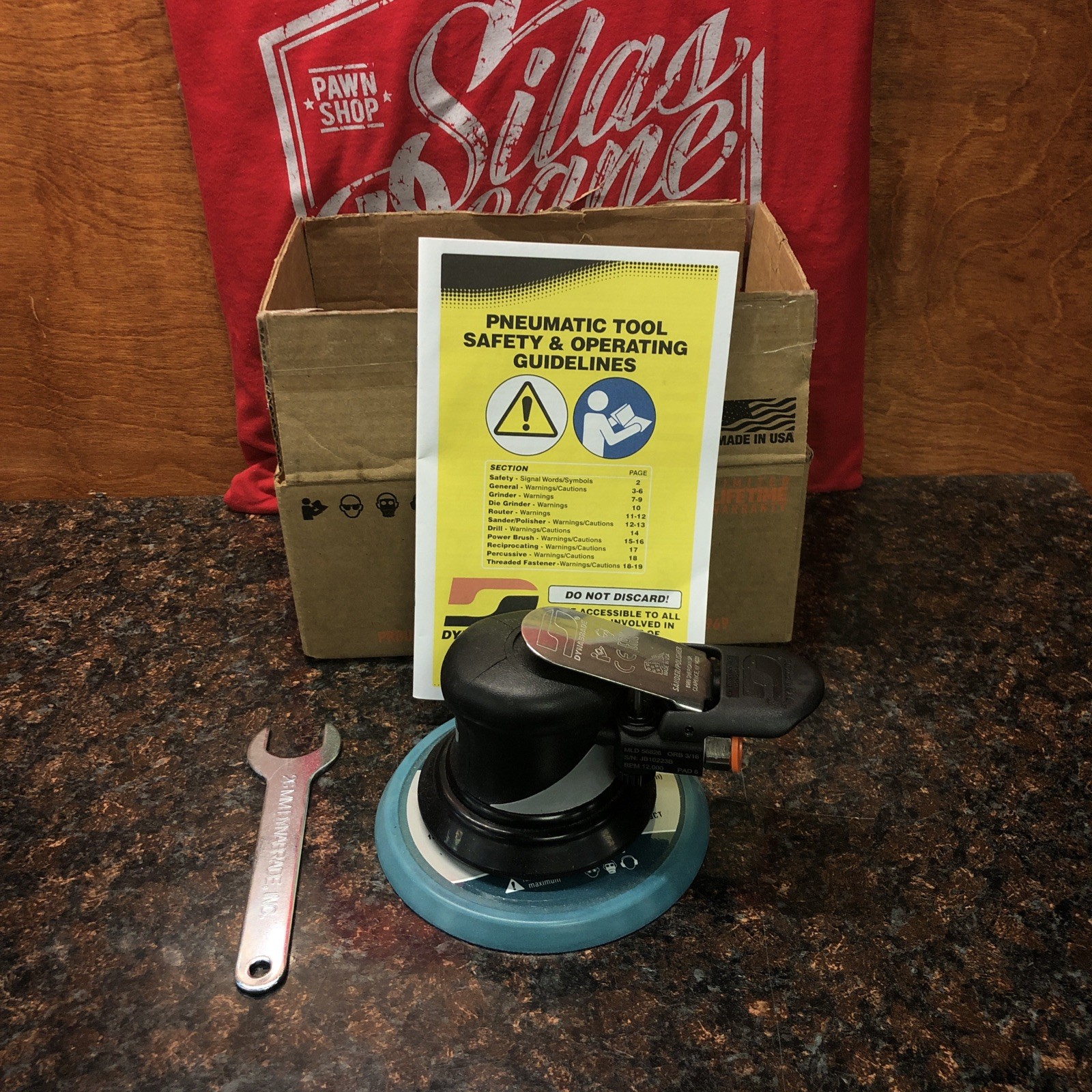 Dynabrade 56826 ORBITAL SANDER 6" NON-VACUUM (LOOK)