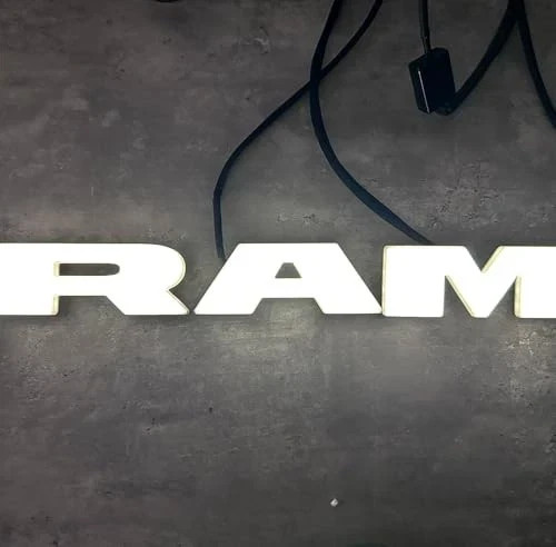 2019-25 RAM 2500,3500,4500 Lighted Grille Emblem, Black