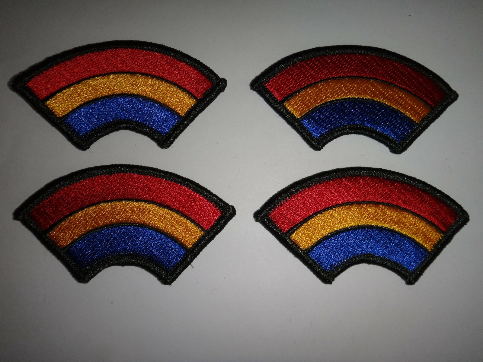 Lot Of 4 US Army 42nd INFANTRY Division RAINBOW Merrowed Edge Patches *Unused*