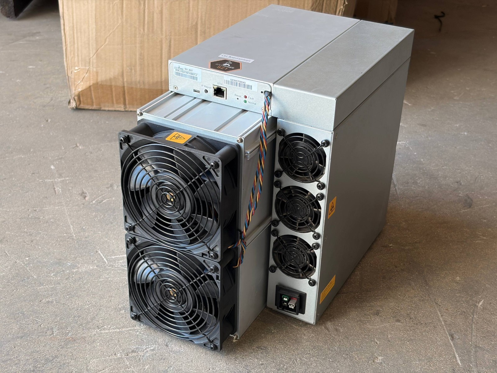 Bitmain Antminer S21 200Th BTC Miner with our Custom Firmware work on 150-240TH