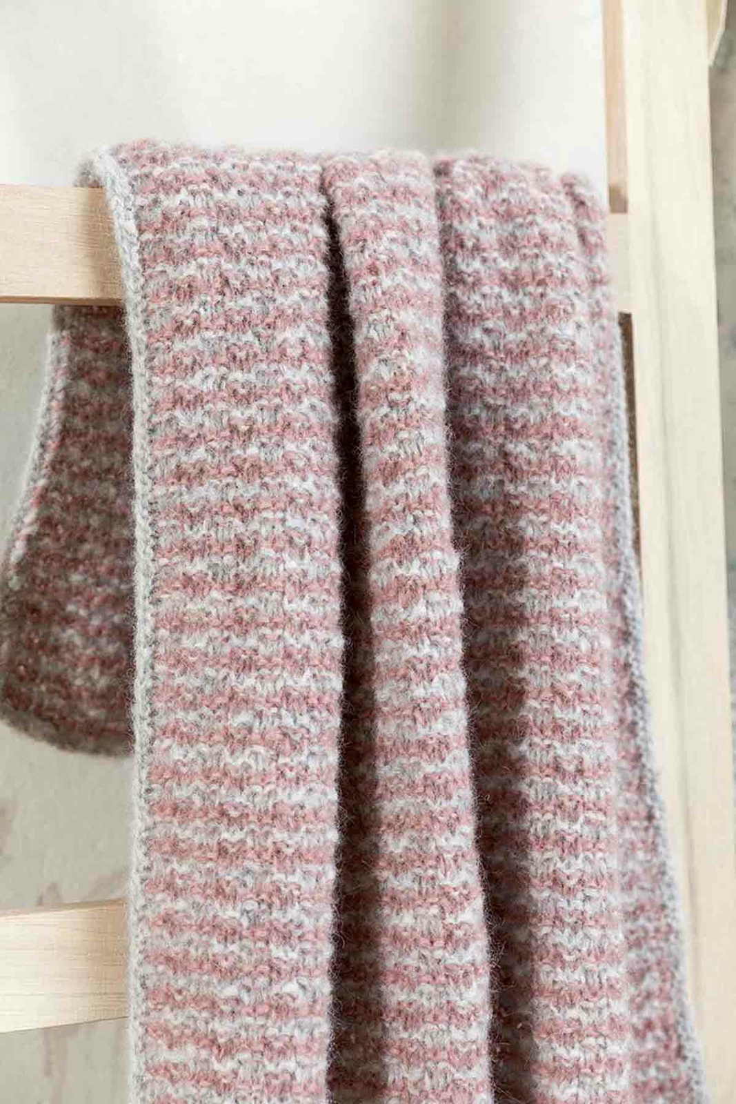 Crawling Blanket - Lang Yarns Malou Light - Model Package Knitting Package